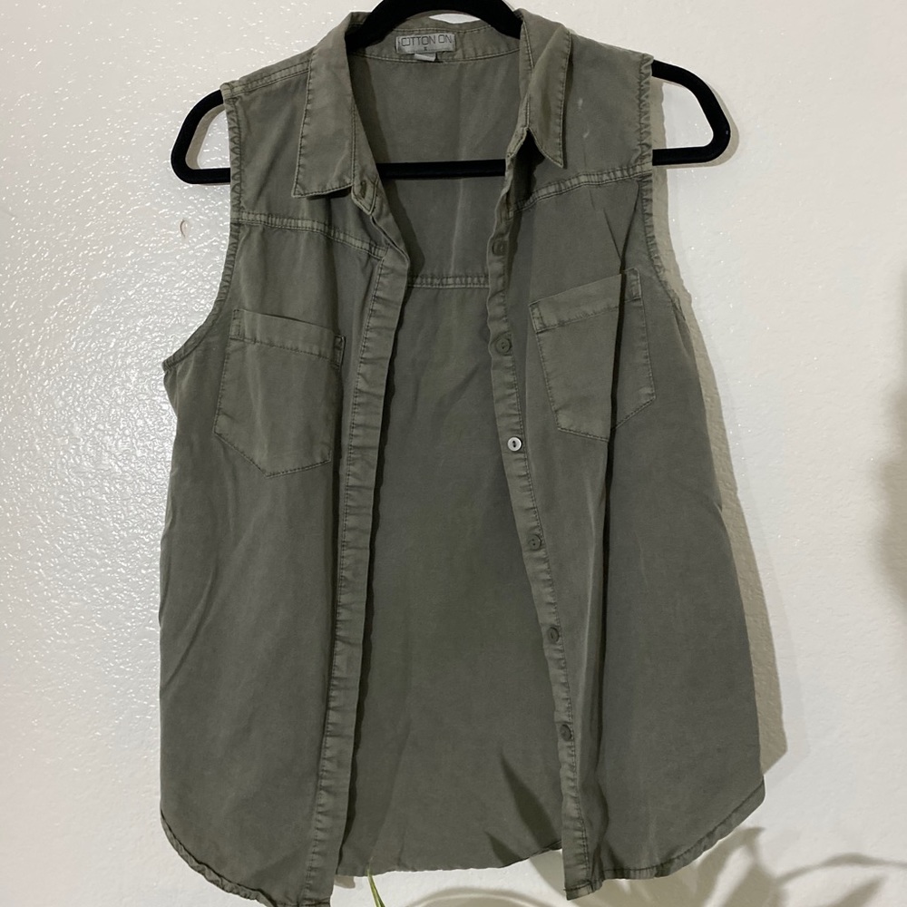 Long vest - Picture 2 of 3